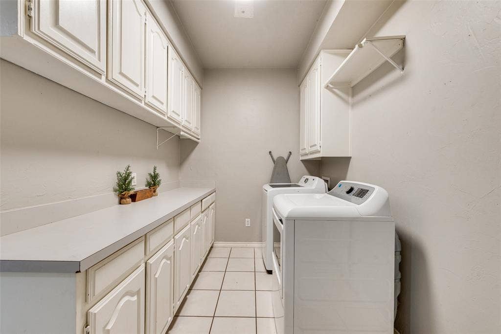 2228 Lorraine Drive, Carrollton, TX 75006 2228 Lorraine Drive, Carrollton, TX 75006
