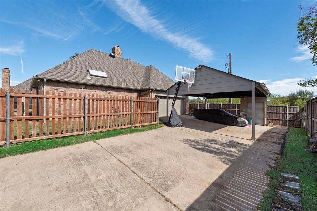2228 Lorraine Drive, Carrollton, TX 75006 2228 Lorraine Drive, Carrollton, TX 75006