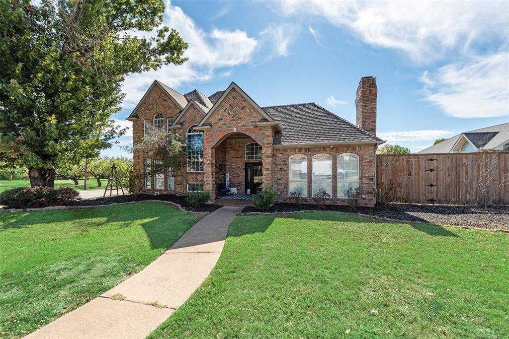 2228 Lorraine Drive, Carrollton, TX 75006 2228 Lorraine Drive, Carrollton, TX 75006