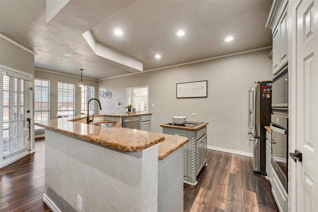 2228 Lorraine Drive, Carrollton, TX 75006 2228 Lorraine Drive, Carrollton, TX 75006