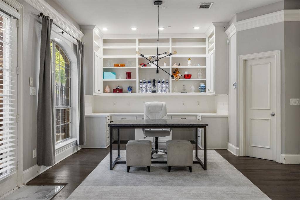 2707 Gaston Avenue, Dallas, TX 75226 2707 Gaston Avenue, Dallas, TX 75226