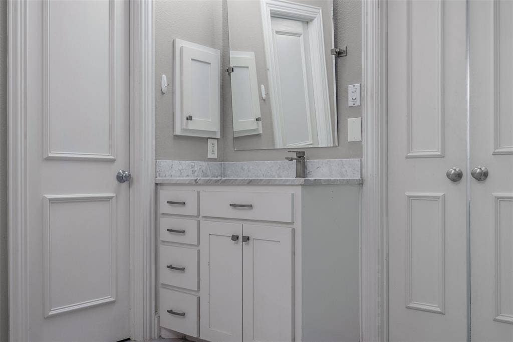2707 Gaston Avenue, Dallas, TX 75226 2707 Gaston Avenue, Dallas, TX 75226