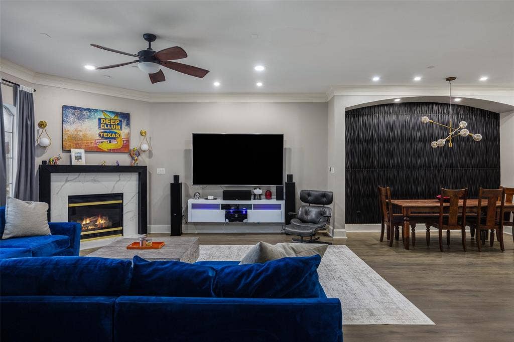2707 Gaston Avenue, Dallas, TX 75226 2707 Gaston Avenue, Dallas, TX 75226