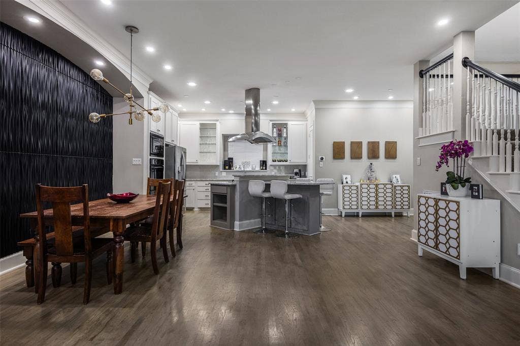 2707 Gaston Avenue, Dallas, TX 75226 2707 Gaston Avenue, Dallas, TX 75226