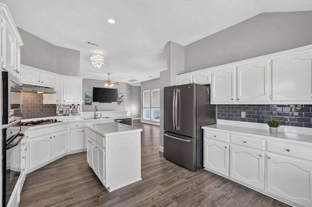 1425 Cardigan Lane, Lancaster, TX 75134 1425 Cardigan Lane, Lancaster, TX 75134