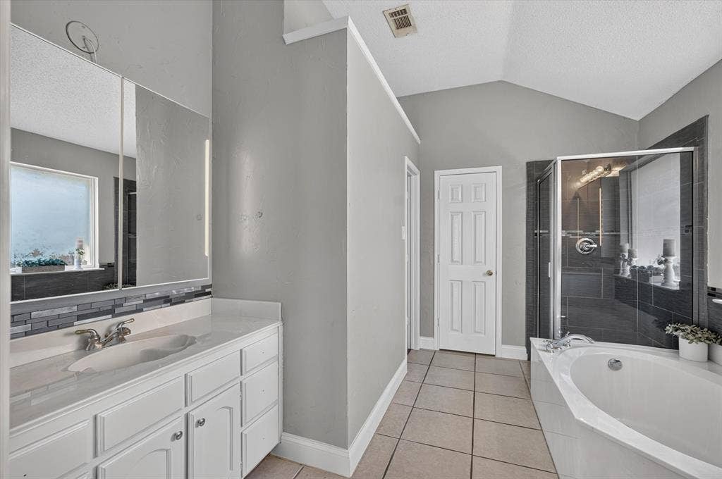 1425 Cardigan Lane, Lancaster, TX 75134 1425 Cardigan Lane, Lancaster, TX 75134