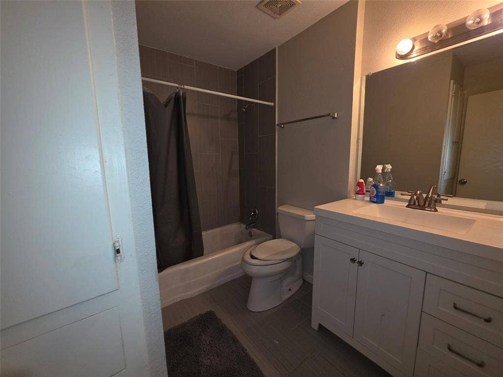 737 Rutgers Drive, Lancaster, TX 75134 737 Rutgers Drive, Lancaster, TX 75134