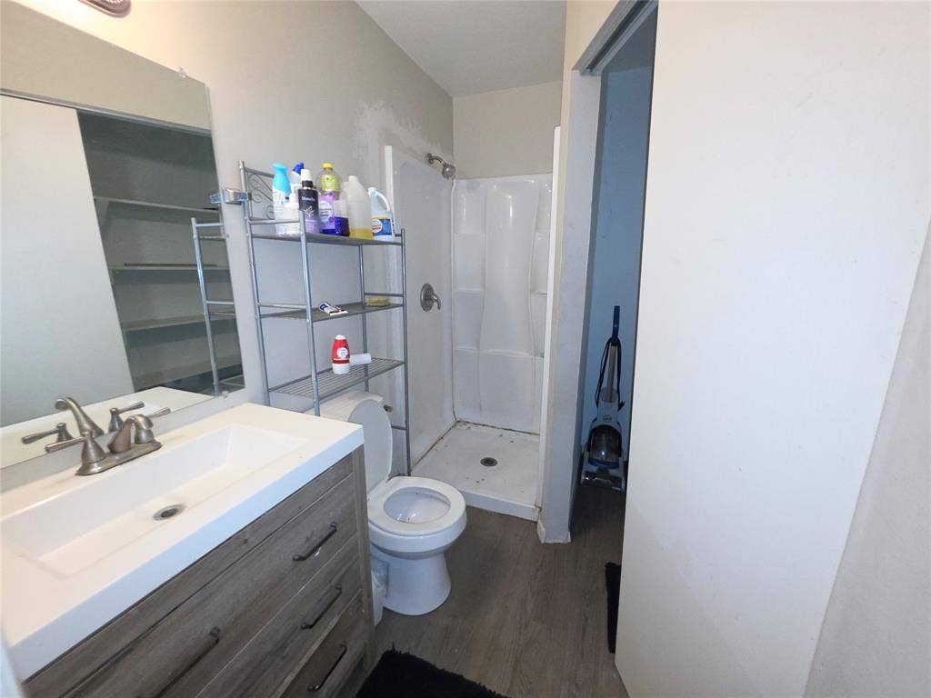 737 Rutgers Drive, Lancaster, TX 75134 737 Rutgers Drive, Lancaster, TX 75134
