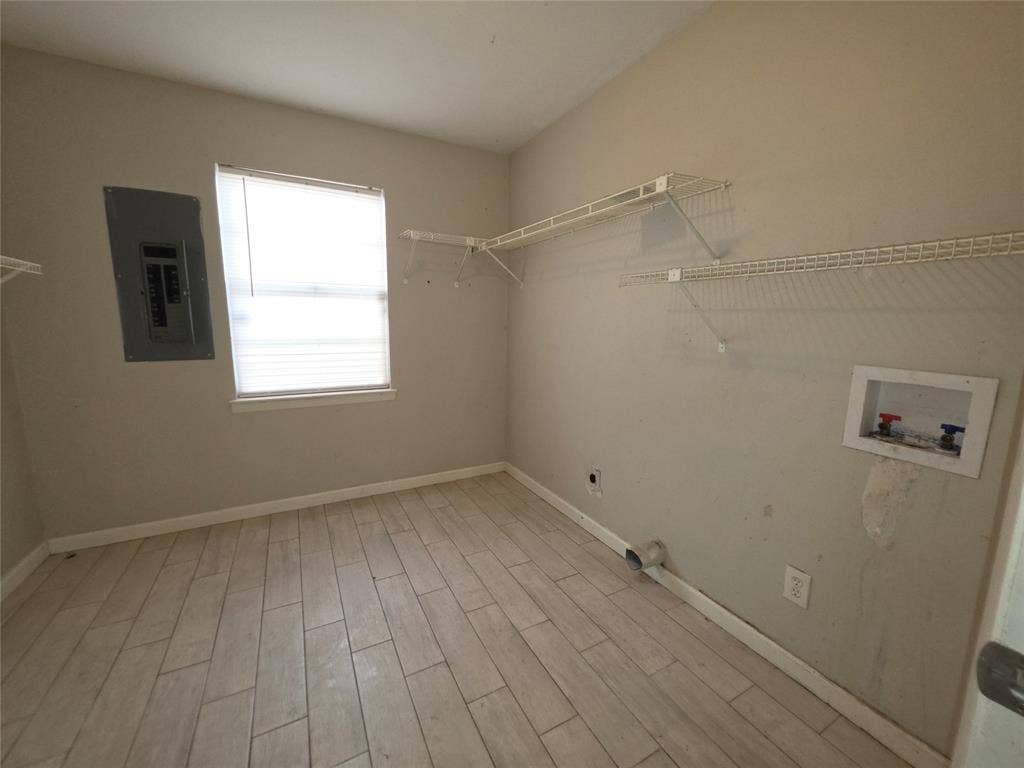 737 Rutgers Drive, Lancaster, TX 75134 737 Rutgers Drive, Lancaster, TX 75134