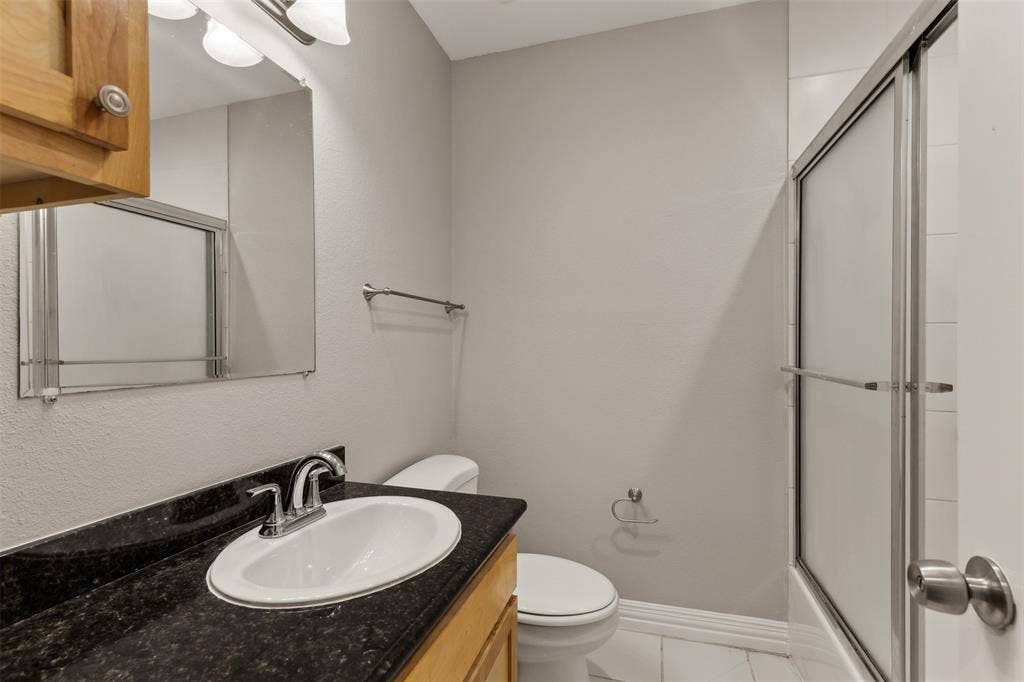 4751B Bradford Drive, Dallas, TX 75219