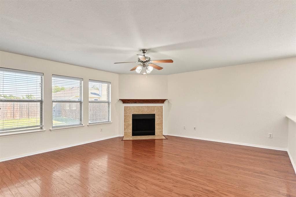 1308 Luckenbach Drive, Forney, TX 75126 1308 Luckenbach Drive, Forney, TX 75126