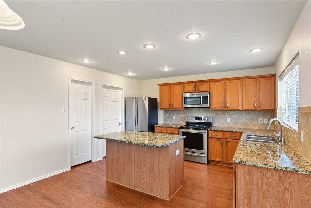 1308 Luckenbach Drive, Forney, TX 75126 1308 Luckenbach Drive, Forney, TX 75126