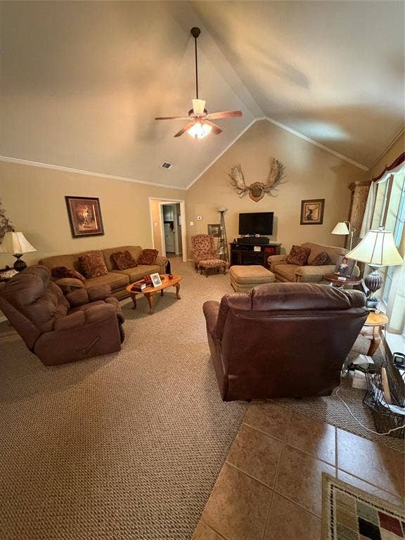 9031 Mallard Way, Larue, TX 75770 Vaulted ceilings featuring a central ceiling fan and neutral wall color palette