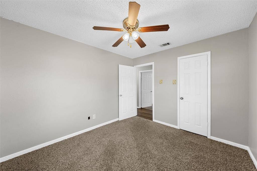 900 N Bunker Drive, Robinson, TX 76706 900 N Bunker Drive, Robinson, TX 76706