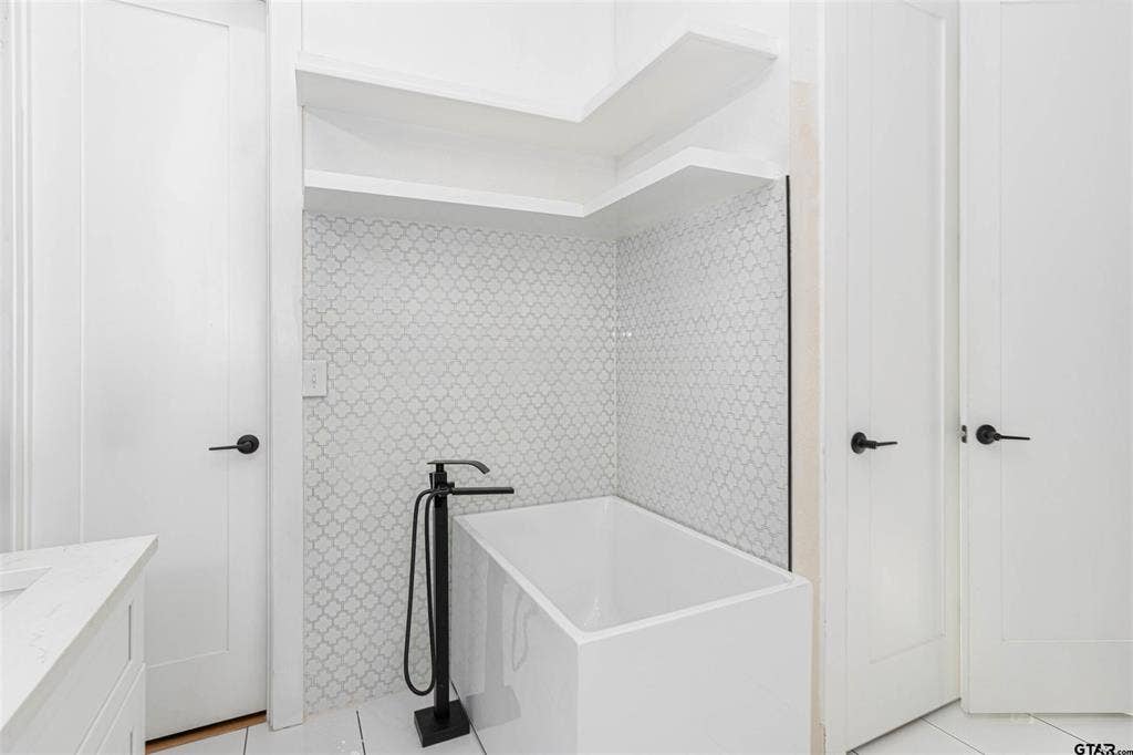 4504 Triggs Trace, Tyler, TX 75709 4504 Triggs Trace, Tyler, TX 75709