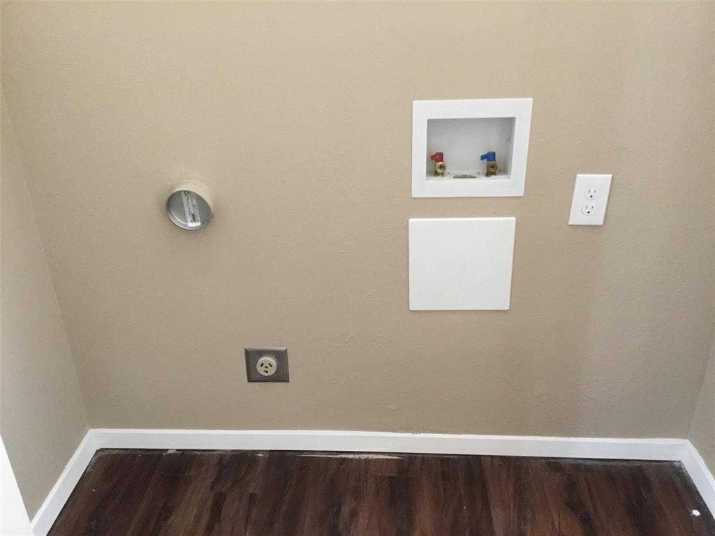8110 Skillman Street, #1051, Dallas, TX 75231 8110 Skillman Street, #1051, Dallas, TX 75231
