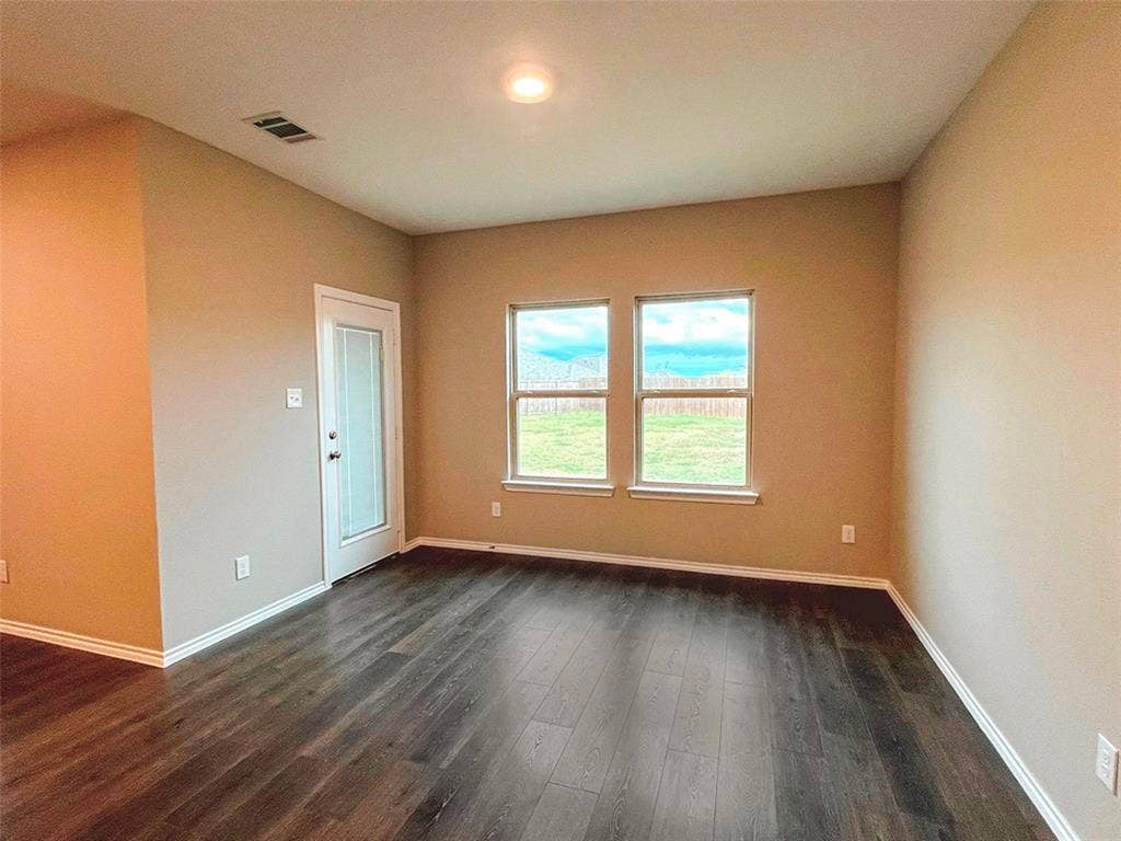 2166 Ocelot Street, Crandall, TX 75114 2166 Ocelot Street, Crandall, TX 75114