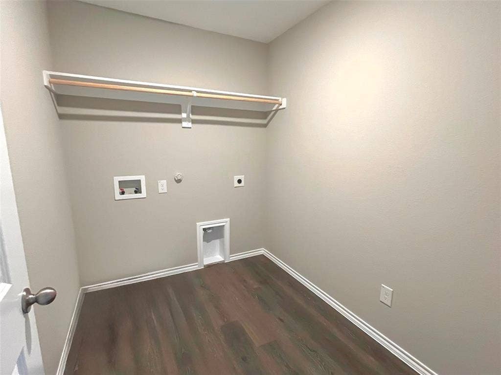 2166 Ocelot Street, Crandall, TX 75114 2166 Ocelot Street, Crandall, TX 75114