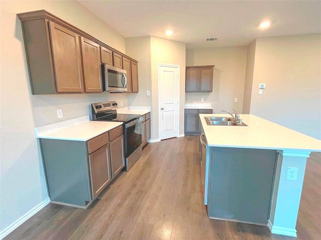 2166 Ocelot Street, Crandall, TX 75114 2166 Ocelot Street, Crandall, TX 75114