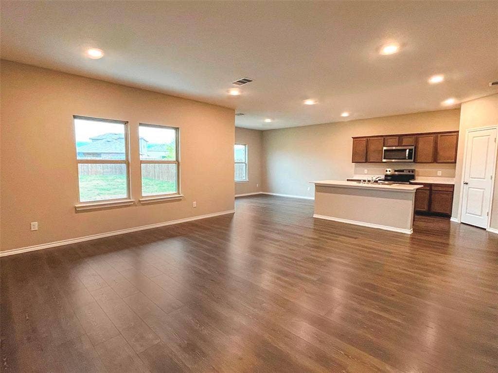 2166 Ocelot Street, Crandall, TX 75114 2166 Ocelot Street, Crandall, TX 75114