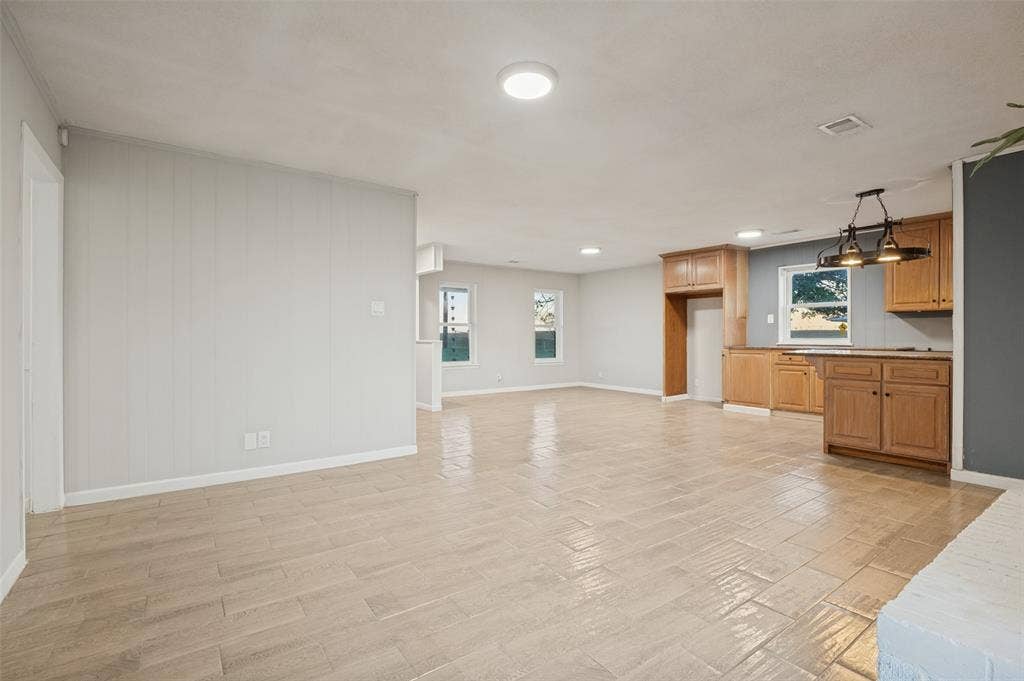 332 Fm 1493, Waxahachie, TX 75167 332 Fm 1493, Waxahachie, TX 75167