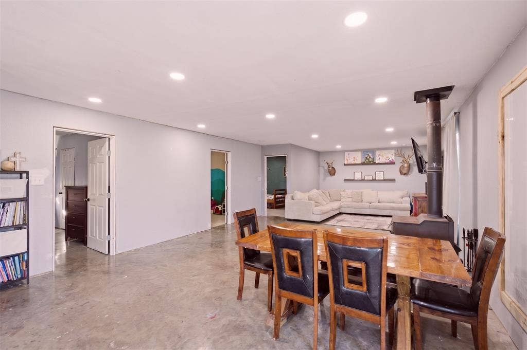 7292 County Road 1048, Celeste, TX 75423