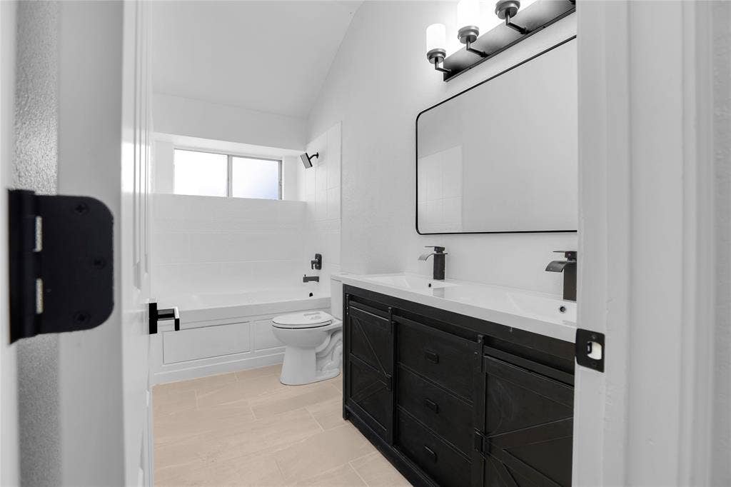3405 Tulip Lane, Rowlett, TX 75089 3405 Tulip Lane, Rowlett, TX 75089