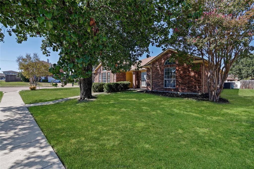 3405 Tulip Lane, Rowlett, TX 75089 3405 Tulip Lane, Rowlett, TX 75089