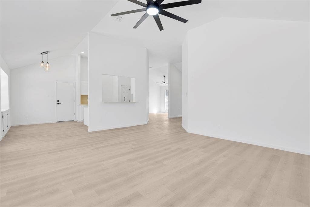 3405 Tulip Lane, Rowlett, TX 75089 3405 Tulip Lane, Rowlett, TX 75089
