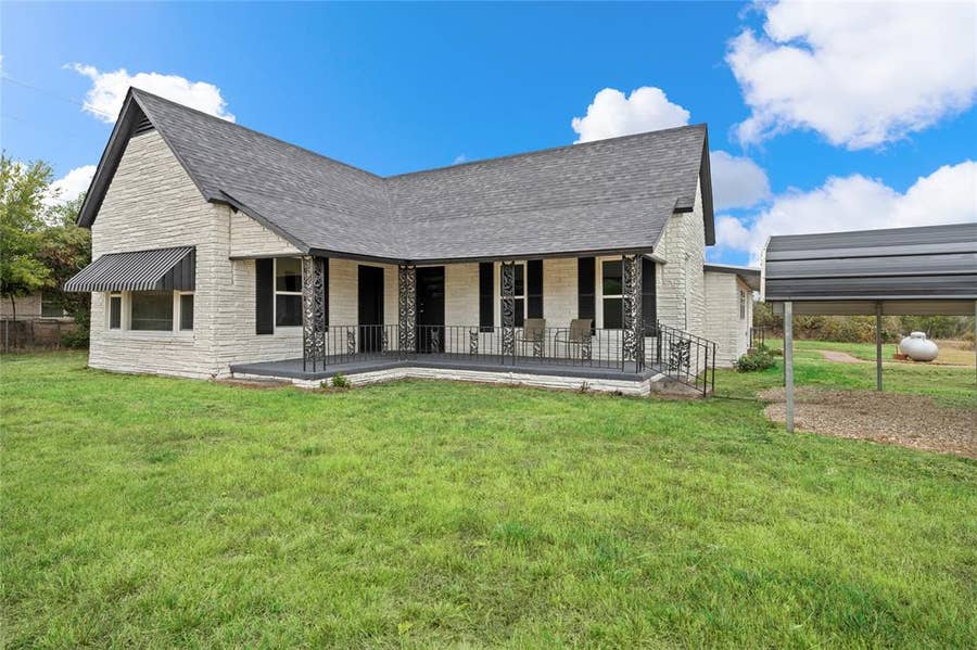 Property photo for 11101 China Spring Road, Waco, TX
