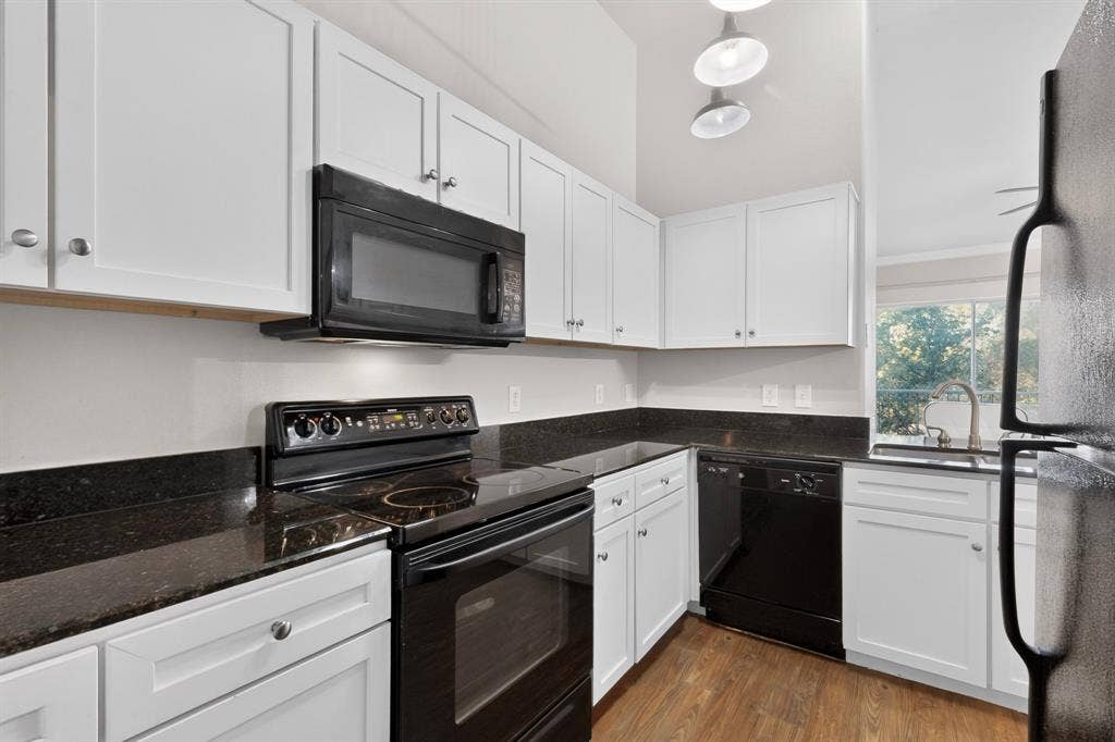 330 Las Colinas Boulevard E, #452, Irving, TX 75039 330 Las Colinas Boulevard E, #452, Irving, TX 75039