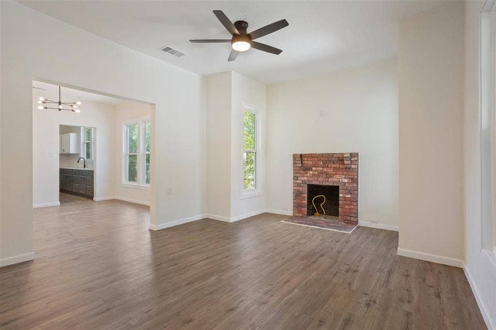 1304 N 22nd Street, Waco, TX 76707 1304 N 22nd Street, Waco, TX 76707