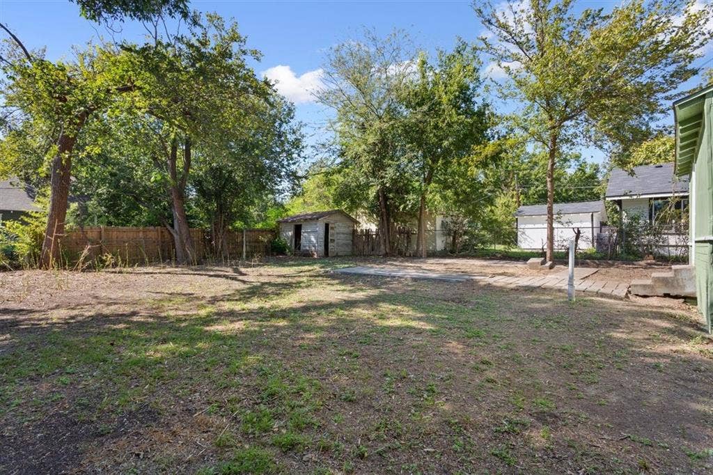 1304 N 22nd Street, Waco, TX 76707 1304 N 22nd Street, Waco, TX 76707