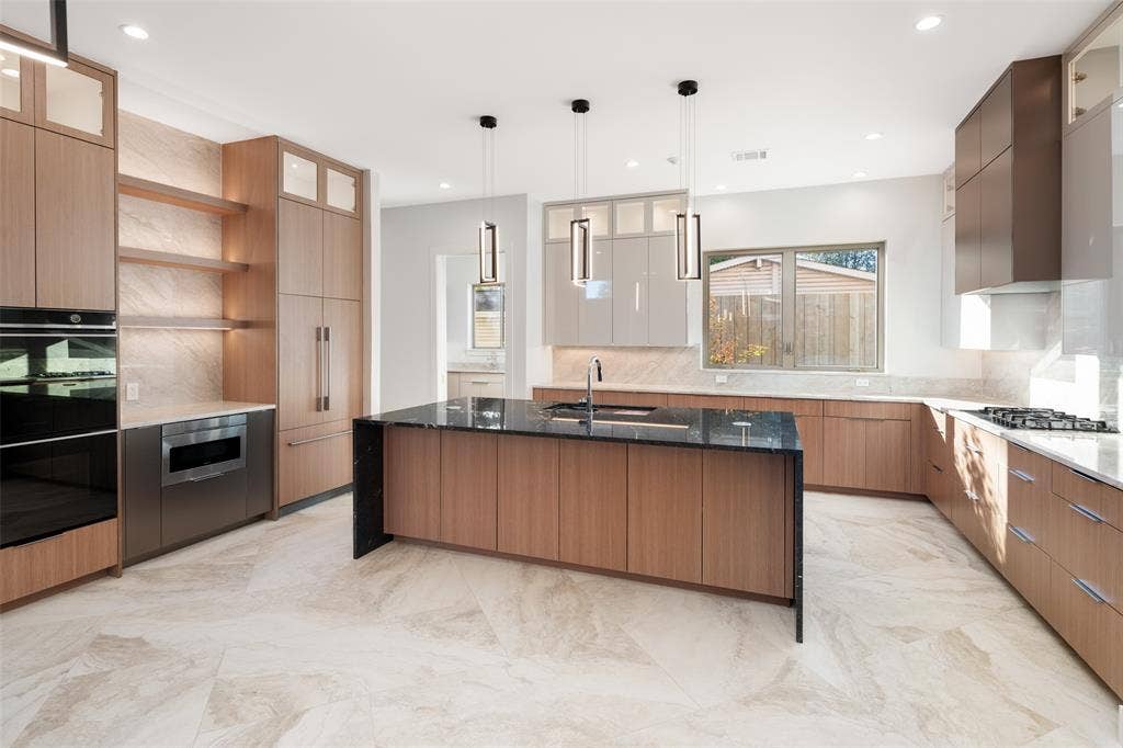 3209 Saint Croix Drive, Dallas, TX 75229 3209 Saint Croix Drive, Dallas, TX 75229