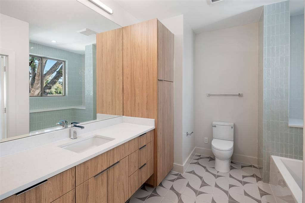 3209 Saint Croix Drive, Dallas, TX 75229 3209 Saint Croix Drive, Dallas, TX 75229