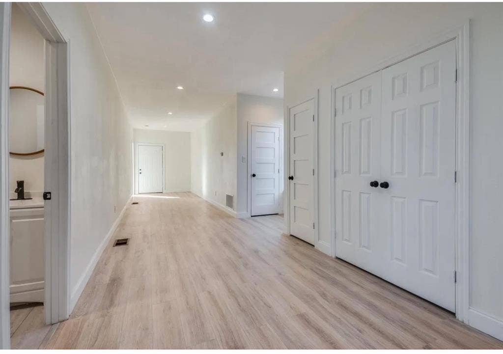 805 W 9th Street, Dallas, TX 75208