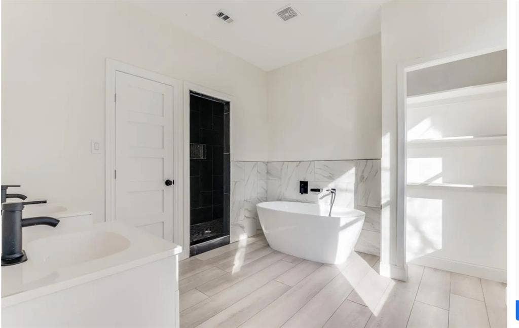 805 W 9th Street, Dallas, TX 75208