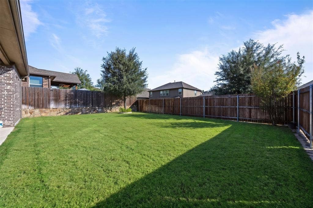 1004 Baynes Drive, McKinney, TX 75071