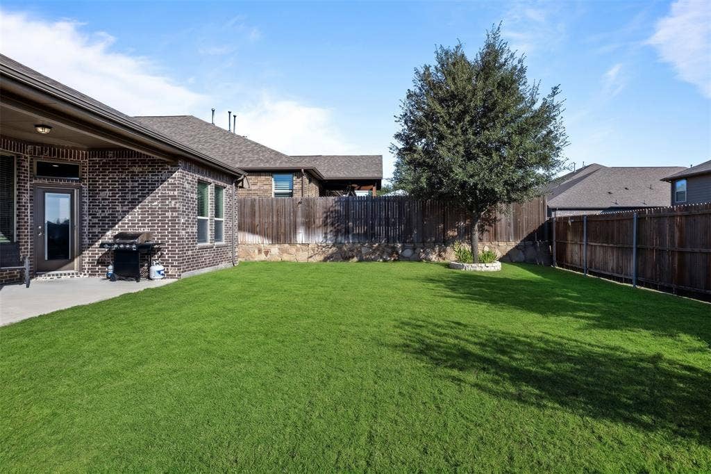 1004 Baynes Drive, McKinney, TX 75071