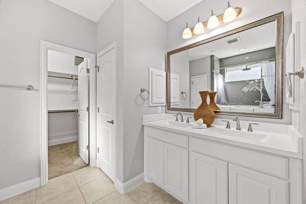 1004 Baynes Drive, McKinney, TX 75071