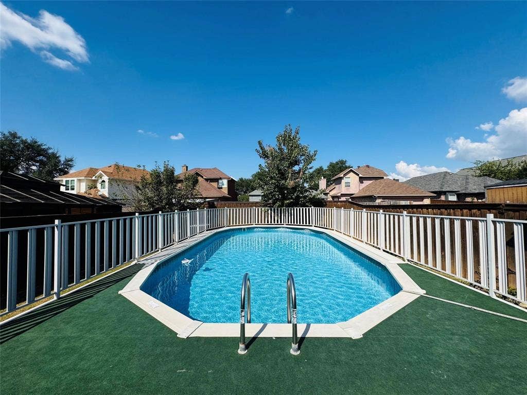 2305 Buckeye Drive, Mesquite, TX 75181 2305 Buckeye Drive, Mesquite, TX 75181