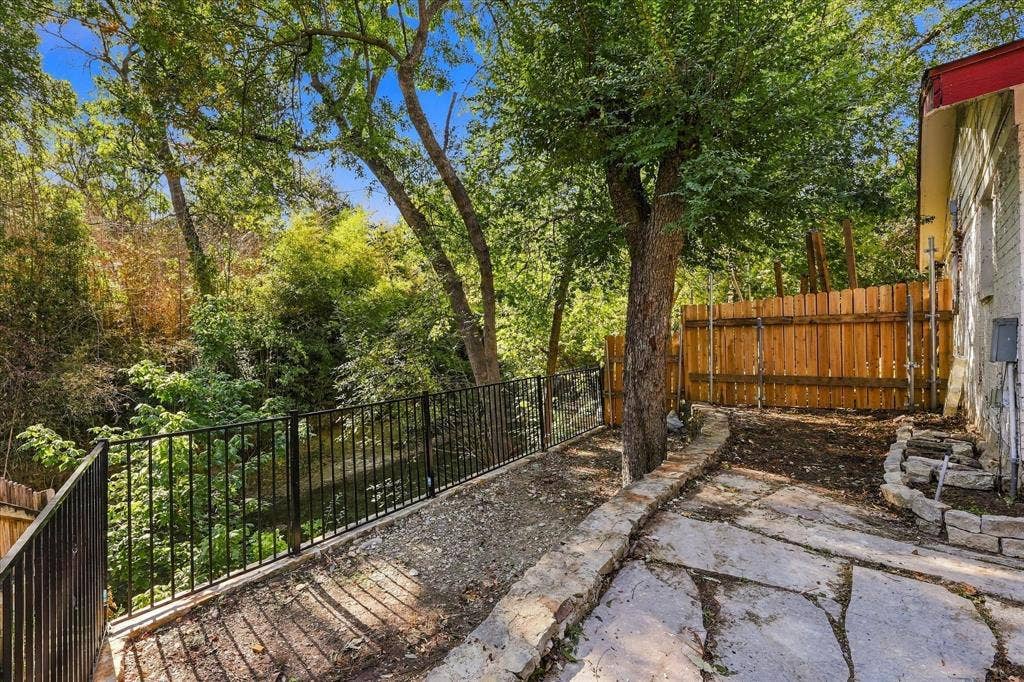 7638 Royal Lane, Dallas, TX 75230 7638 Royal Lane, Dallas, TX 75230