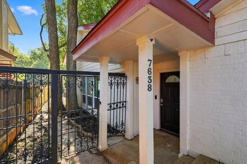 7638 Royal Lane, Dallas, TX 75230 7638 Royal Lane, Dallas, TX 75230