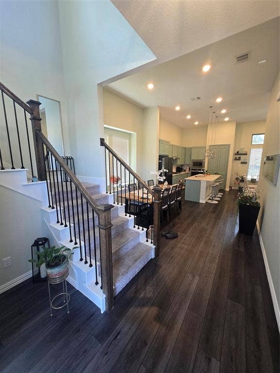 9839 Romo Street, Irving, TX 75063 9839 Romo Street, Irving, TX 75063