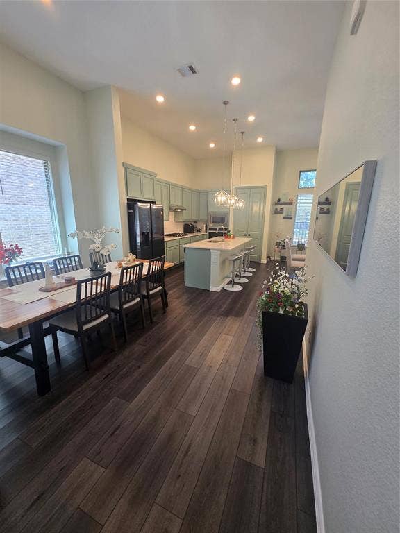 9839 Romo Street, Irving, TX 75063 9839 Romo Street, Irving, TX 75063