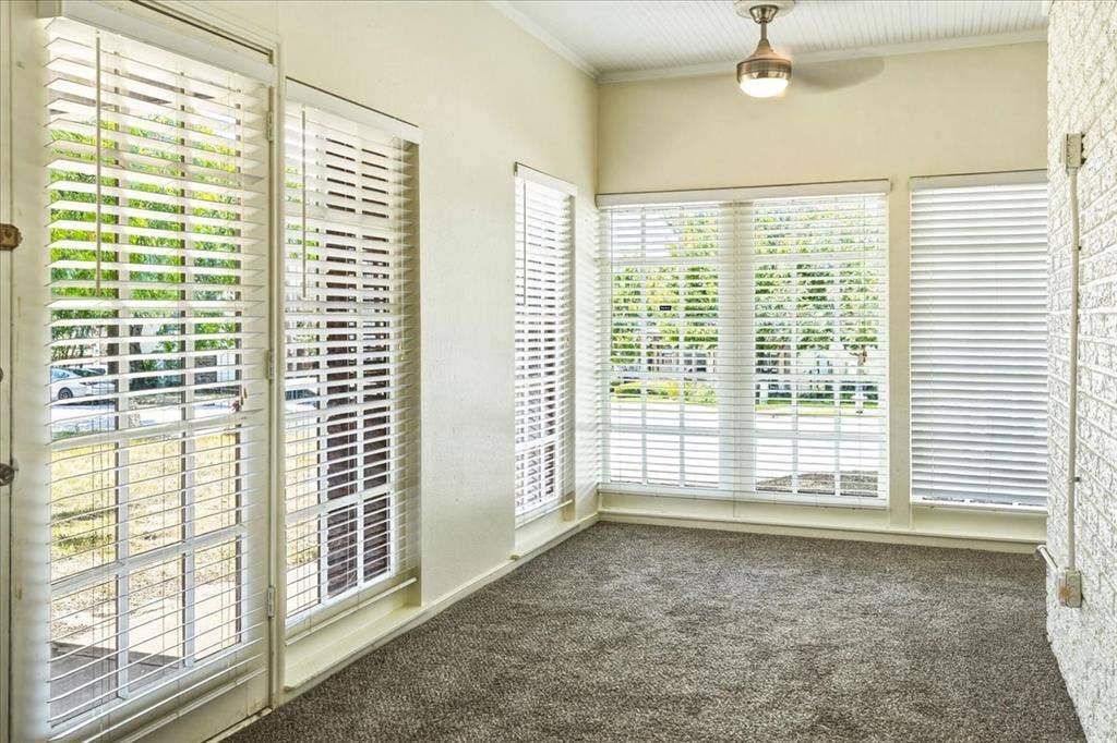 826 Cedar Hill Avenue, Dallas, TX 75208