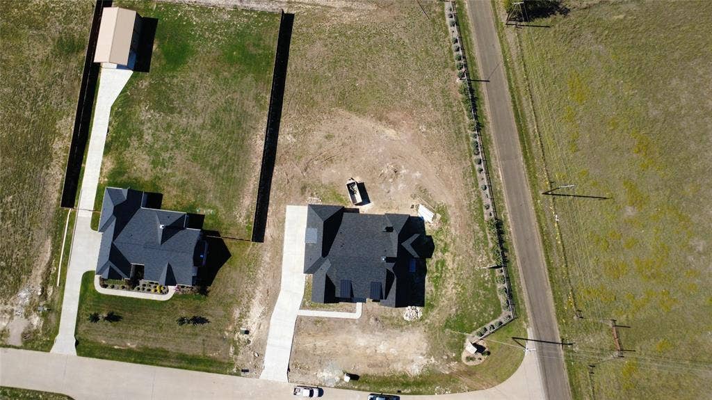 110 Maci Drive, Waxahachie, TX 75167