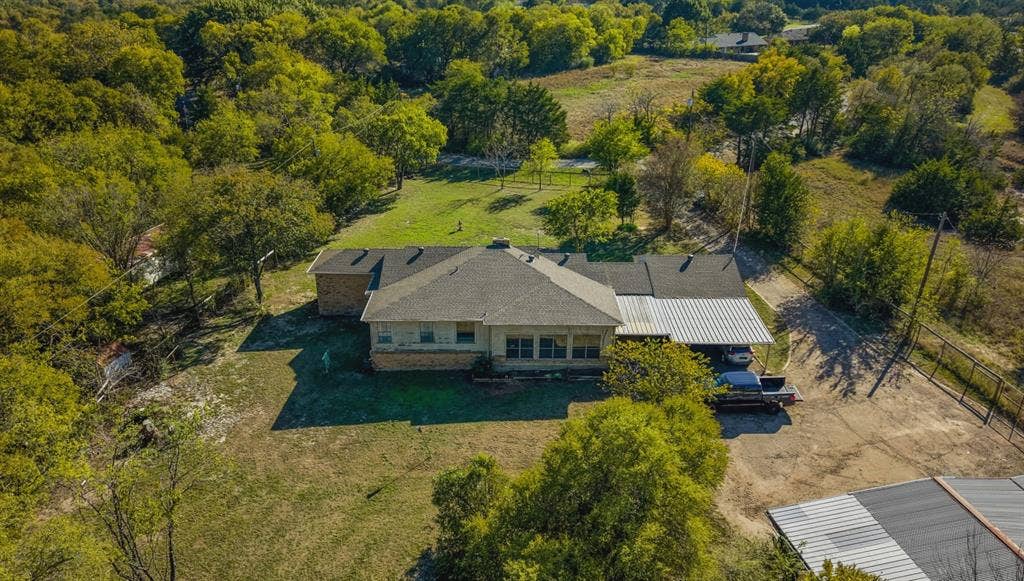 830 Truman Circle, Lancaster, TX 75146 View to street