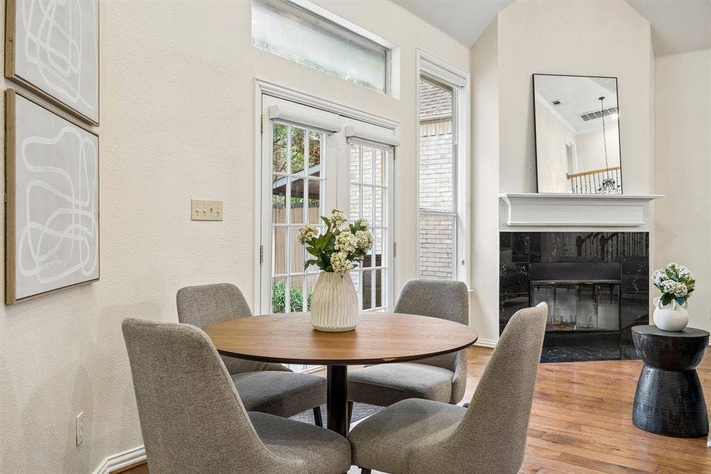 8708 Coppertowne Lane, Dallas, TX 75243