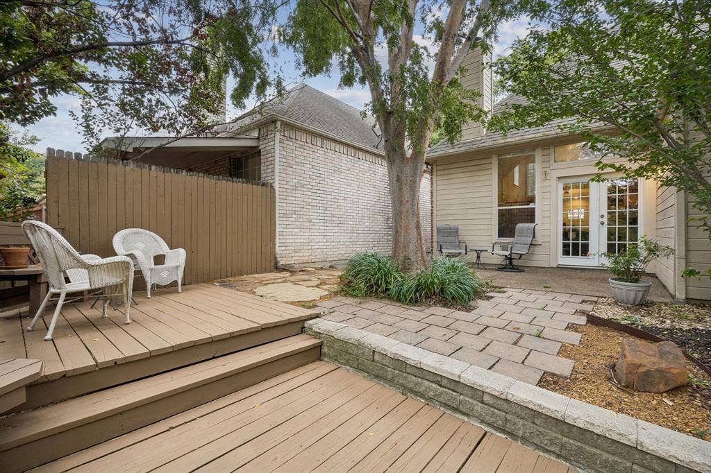8708 Coppertowne Lane, Dallas, TX 75243